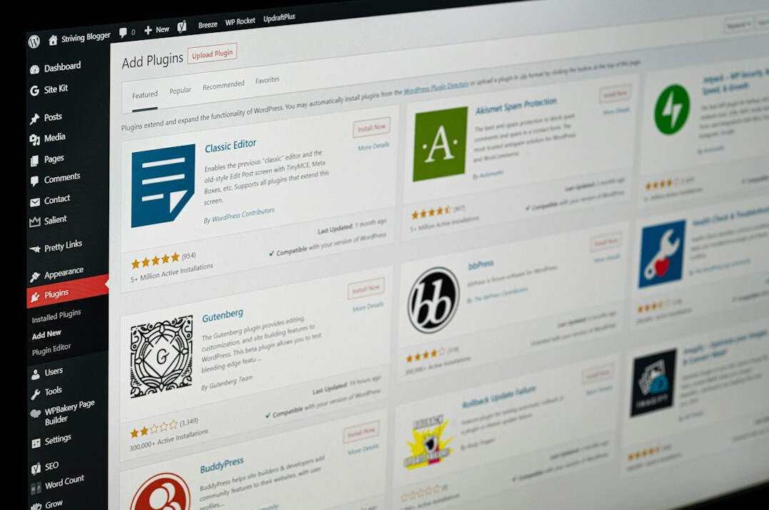 laptop with blog interface